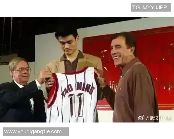 姚明橡胶头套的背后故事与篮球文化的深刻联系